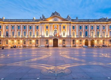 Du 5 au 8 avril 2024 - Escapade lyrique à Toulouse avec Cendrillon au Capitole et le concert Les œuvres de Prométhée à La Halle aux Grains