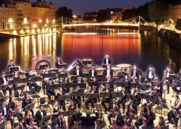 Le 20 juin 2024 à 20h30 – A la bourse du travail – En première partie : Ensemble des trompettes du Conservatoire de Lyon – En deuxième partie : Orchestre Symphonique de l’Université de Stanford (Californie)